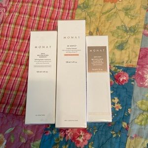 Monat Be Gentle Skincare System NWT